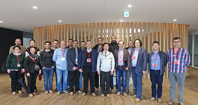 18-04-img03